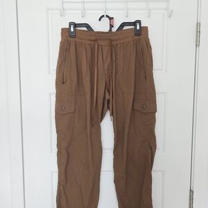 L.L. Bean Women's Cargo Drawstring Pants — Brown